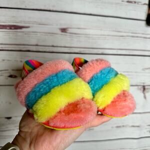 Ugg | Rainbow Open Toe Fluffy Slippers Toddler size 6